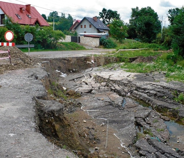 Ulica Podgórska została zniszczona na długości około 100 metrów