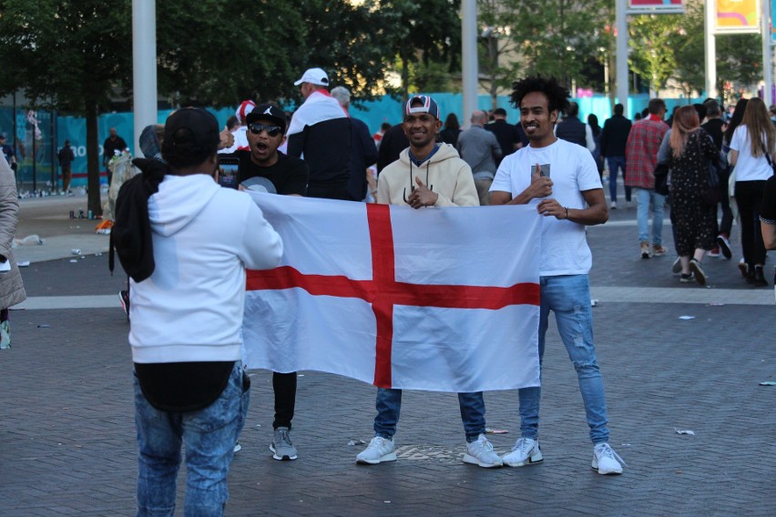 Kibice w Londynie świętowali awans reprezentacji Anglii do finału Euro 2020. Zobacz zdjęcia i wideo