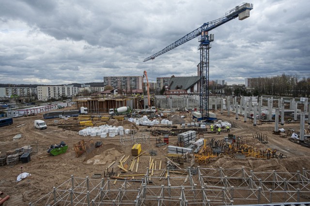 Postęp prac rozbudowy Galerii Emka w Koszalinie