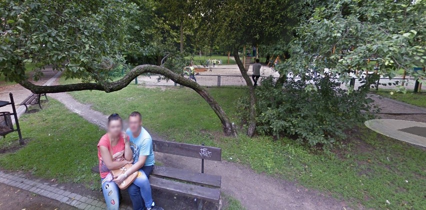 Zakochani z Bydgoszczy przyłapani przez Google Street View. Jesteście na zdjęciach?