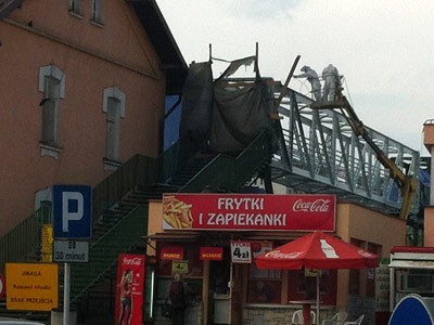 Kładka jest zamknięta dla pieszych. Jej otwarcie nastąpi...