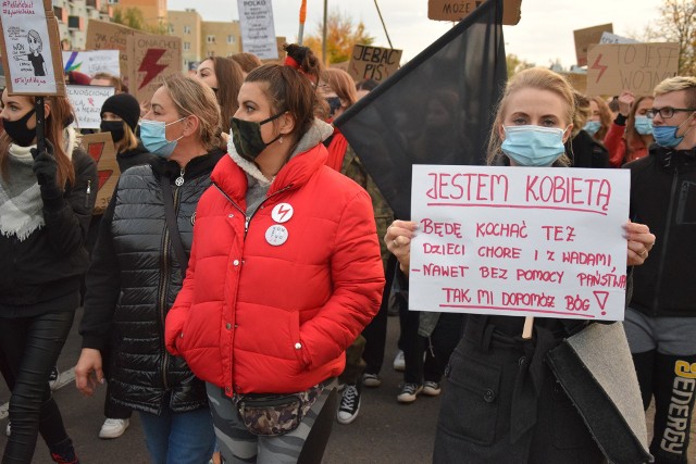 W środę 28 października protestujący spotkali się przed myjnią Szaniec i przeszli do Parku Górczyńskiego.