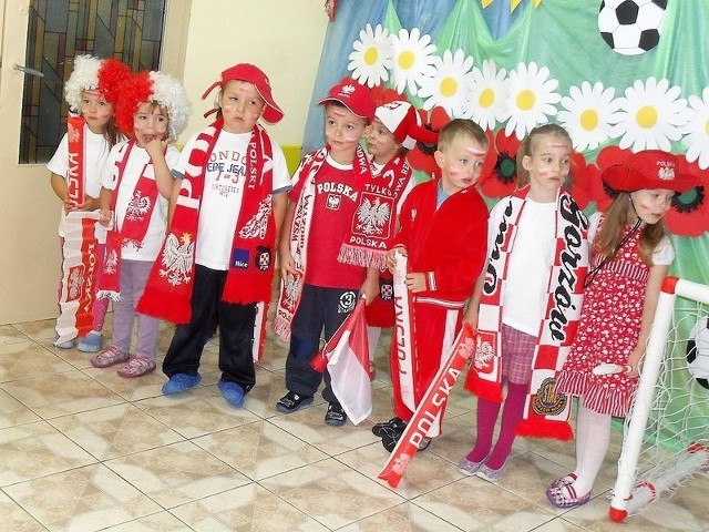 Dzieciaki z Przedszkola nr 3 w Barcinie wiedziały jak przygotować się na EURO 2012. Za kilka miesięcy w placówce pojawi się nowy oddział dla 3 i 4 - latków.