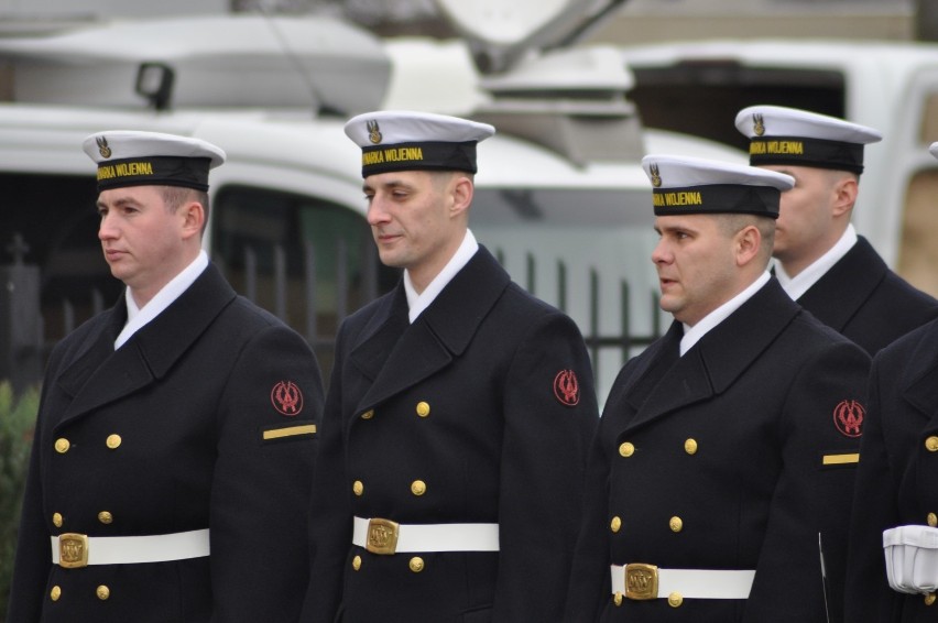 Pogrzeb oficerów Marynarki Wojennej w Gdyni. Prezydent Andrzej Duda na uroczystościach [zdjęcia]