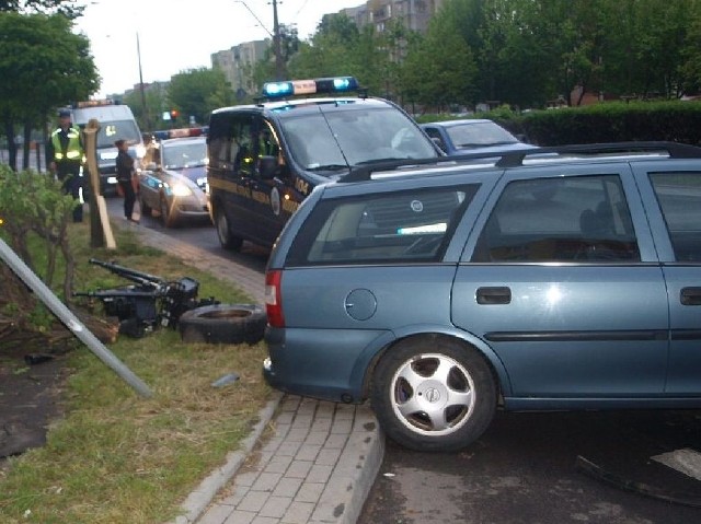 26-latek, kierując oplem, wjechał w fotoradar toruńskiej straży miejskiej