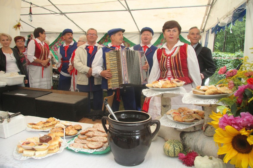 Pierogowe hity w Bobrzy! Smaki takie dobre, że palce lizać [ZDJĘCIA]