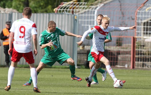 Łódzki Klub Sportowy walczy jeszcze o miejsce na podium, podczas gdy Pogoń II Siedlce liczy na utrzymanie w III lidze