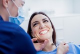 Tureckie zęby źródłem powikłań, a nawet ich wypadania. Dentyści ostrzegają przed korzystaniem z turystyki stomatologicznej. Oto zagrożenia