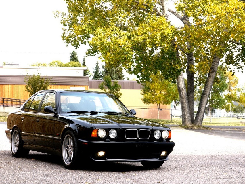 BMW 540i (E34) [1992-1996] – 17 000 zł (stan 3)...