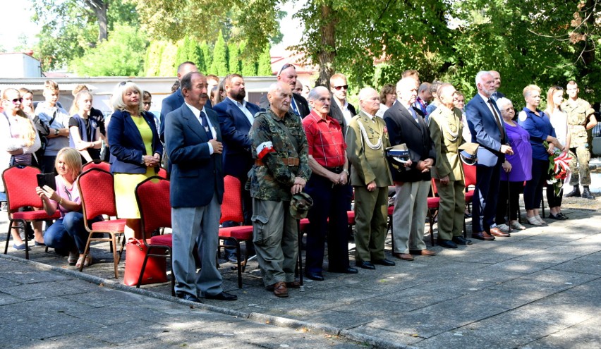 80. rocznica śmierci Józefa Sarny. Mieszkańcy oddali hołd bohaterskiemu obrońcy Tarnobrzega