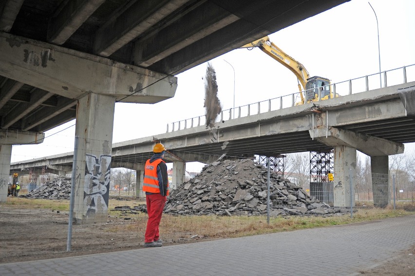 Estakada katowicka: Trwa rozbiórka jednego z wiaduktów