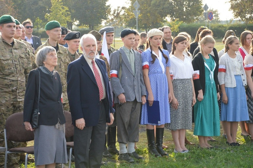 Rondo na os. Piastów zyskało nazwę Batalionu Zośka [FOTO]