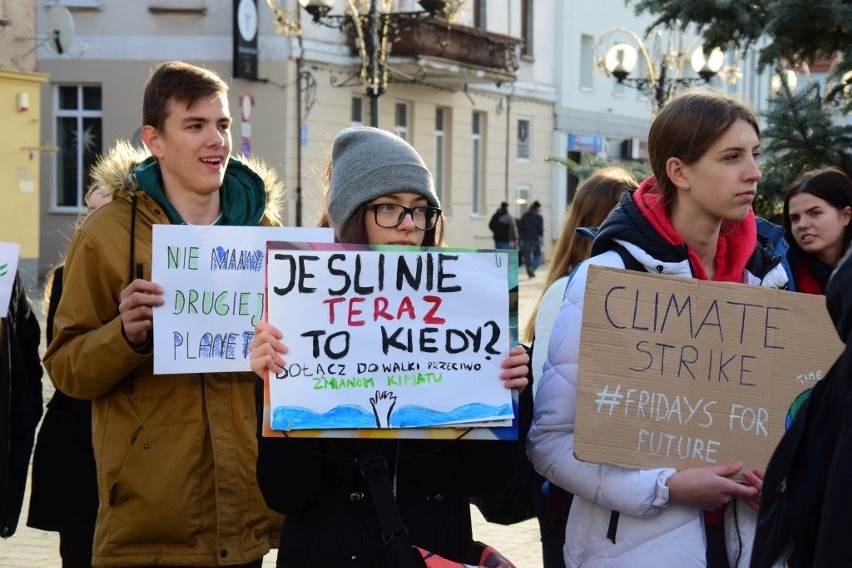 Młodzieżowy Strajk Klimatyczny na Rynku w Inowrocławiu [zdjęcia, wideo]