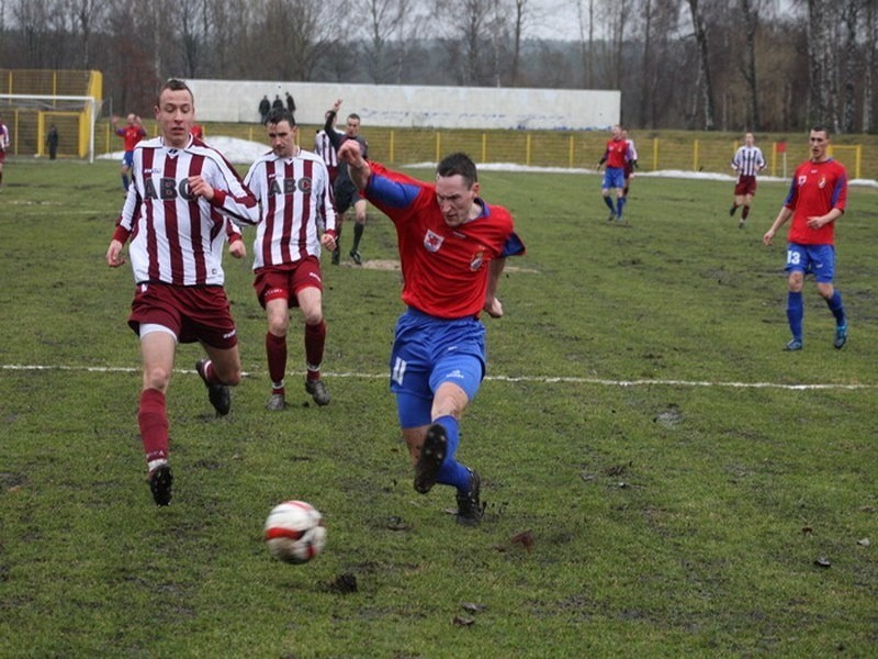 III liga: Gryf Slupsk - Kaszubia Kościerzyna 4:1 (0:1)