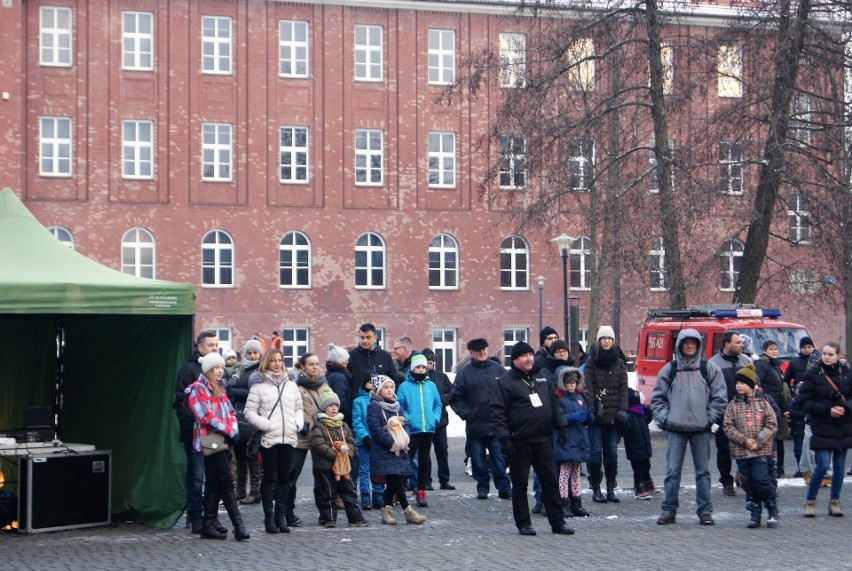 WOŚP 2017 Rybnik: Ruszyła impreza na kampusie