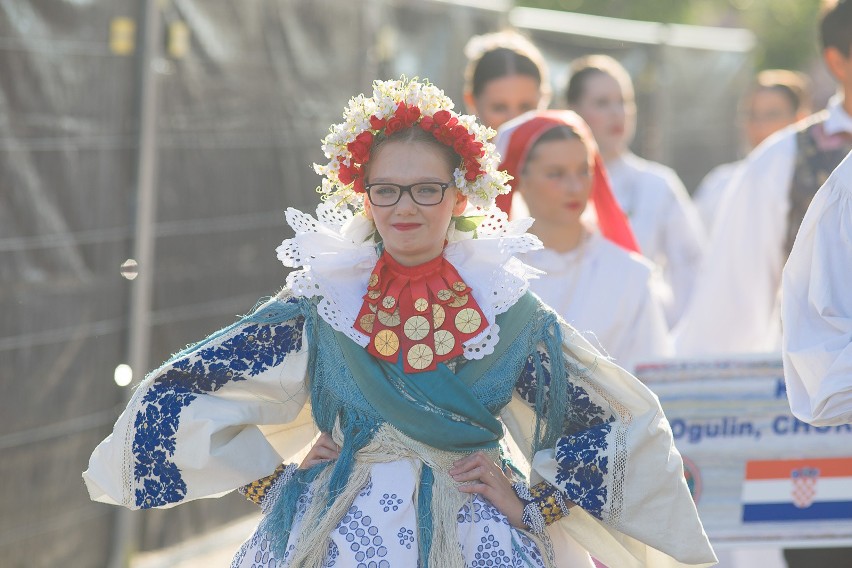 Podlaska Oktawa Kultur 2017. Kolorowa parada na Rynku...