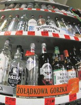 Radni na krótko ograniczyli sprzedaż alkoholu. Teraz znów odkręcą kurek [WIDEO]