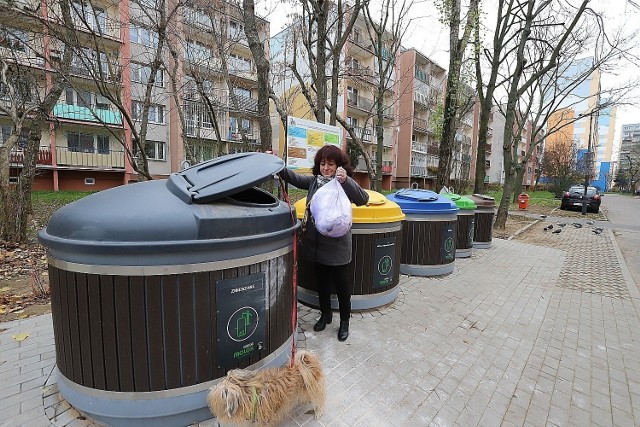 Połączenie opłat za wywóz śmieci ze zużyciem wody uderzy najbardziej w rodziny wielodzietne i biedne - uważa łódzka Fundacja Życie.  Stworzyła petycję, w której domaga się innego sposobu naliczania opłat.CZYTAJ DALEJ>>>...