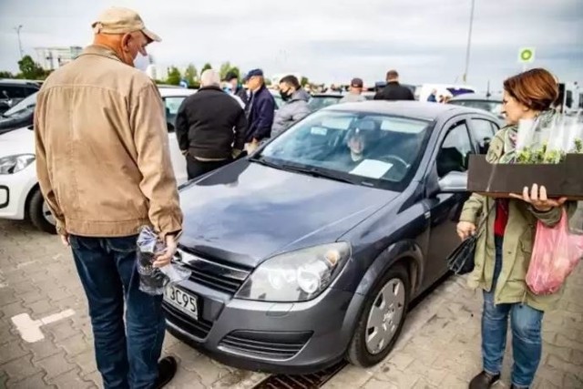 Jakie marki królują na Dolnym Śląsku? Gdzie bezapelacyjnie rządzą toyoty? Jaki region jest najbardziej zakochany w fiatach? Odpowiedzi na te pytania udzielili specjaliści z portalu Autoplac.pl oraz aplikacji Yanosik.  Szczegóły dotyczące marek aut najlepiej sprzedających się w poszczególnych regionach kraju, przedstawiamy na kolejnych stronach. Na końcu wyjaśniamy też preferencje Polaków.