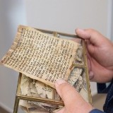 Niezwykłe znalezisko w Koziegłowach w dawnym budynku bóżnicy. Historia społeczności żydowskiej 