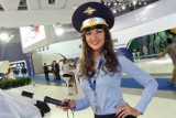 Piękne kobiety z salonu Moskwa 2012 - zobacz zdjęcia dziewczyn