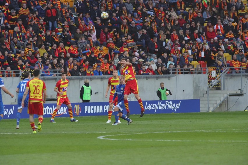 Jagiellonia pokonała Miedź 2:1 i awansowała do finału...