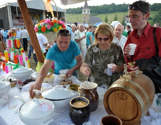 II Festiwal Ziemi PrzemyskiejGłównym organizatorem festiwalu było Centrum Kulturalne w Przemyślu.http://get.x-link.pl/7942af38-b702-bd05-845b-0a216b794791,2b1805fc-ca4d-65c0-259e-8cdf1a67b44a,embed.html