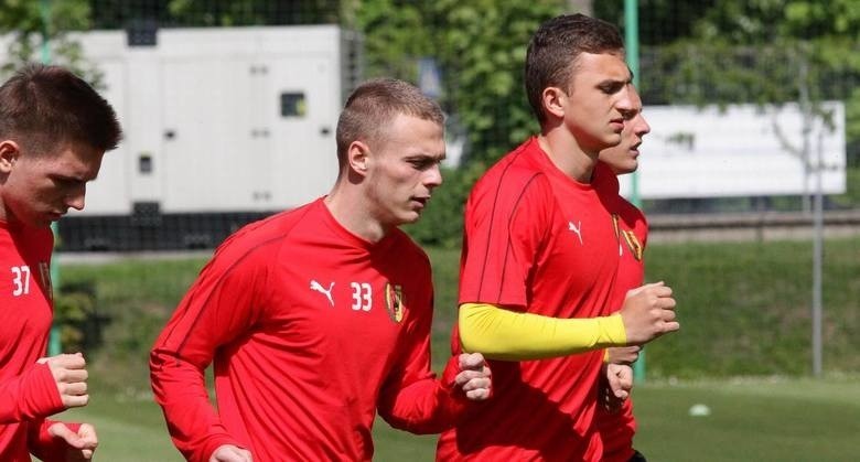 Piłkarze Korony Kielce w czwartek rozpoczynają przygotowania do sezonu. W drużynie doszło do kadrowej rewolucji 