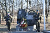 Opolanie uczcili 80. rocznicę powołania Armii Krajowej. Był apel pamięci i salwa honorowa na największym osiedlu