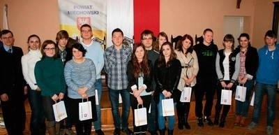 Konkurs organizowany przez miechowskie starostwo pokazał, że uczniowie wiele wiedzą o bitwie FOT. ARCHIWUM STAROSTWA