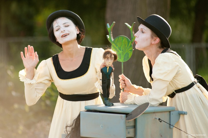 Objazdowy Festiwal Teatr na Ugorze. Będzie sztuka, muzyka, zabawa i beztroska! 