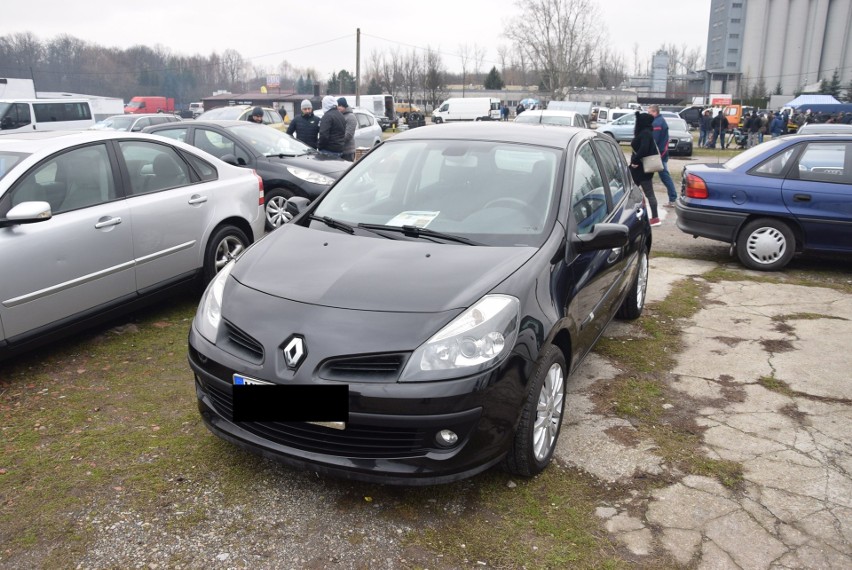 Renault Clio - rok produkcji 2006, z silnikiem 1.6 benzyna,...
