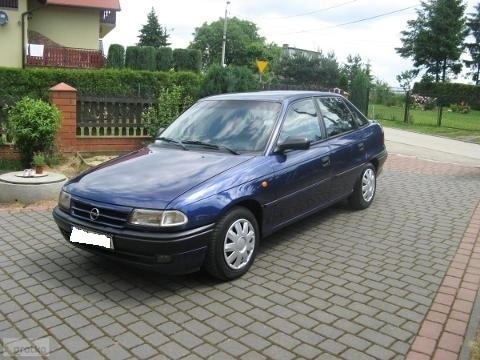 Opel Astra F
Data produkcji:	1999
5 300 zł
