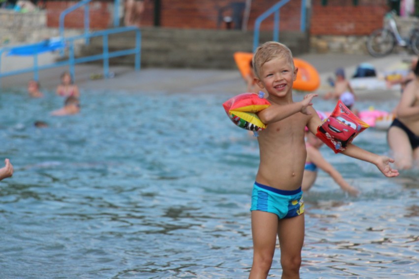 Aqua aerobik i inne atrakcje Kąpieliska Leśnego w Gliwicach ZDJĘCIA