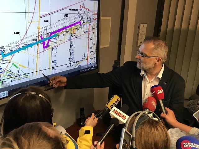 Wstrząs w kopalni Zofiówka w Jastrzębiu-Zdroju: Trzeci górnik nie daje oznak życia. Z pozostałymi nie ma kontaktu