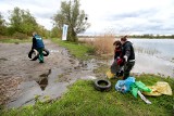 Rozpoczęło się wielkie sprzątanie Odry. Na początek posprzątali plażę Dziewoklicz [ZDJĘCIA]