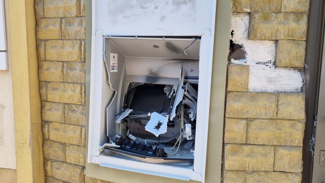 To kolejne takie włamanie do bankomatu w naszym regionie. 9 września złodzieje działali w Praszce.