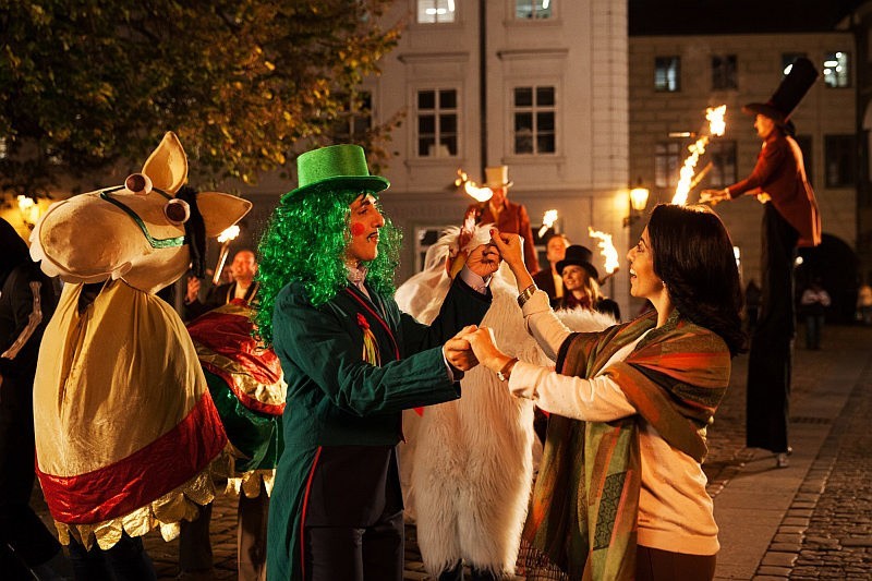 Do Czech na maskarady i festiwal bohemy 