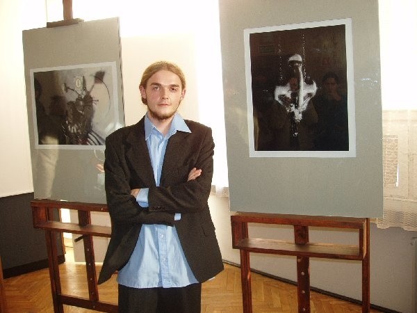 Andrzej Poturalski po raz pierwszy z grafiką  komputerową zetknął się pięć lat temu.