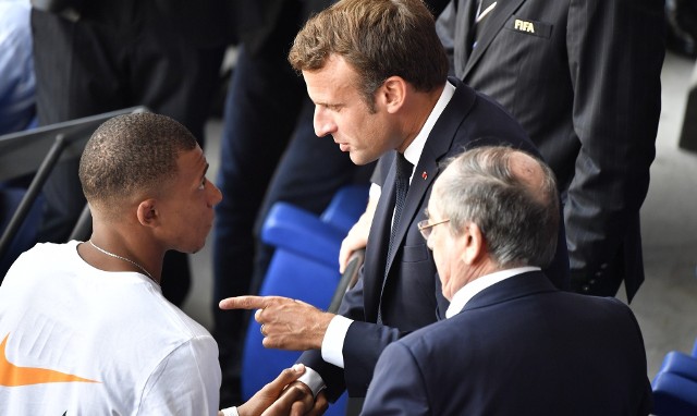 Prezydent Francji, Emmanuel Macron jest fanem „Les Bleus”, a zwłaszcza ich największej gwiazdy Kyliana Mbappe