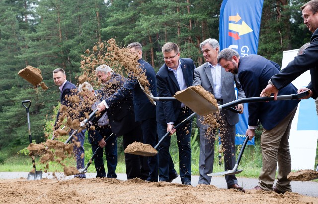 To bardzo ważny dzień - mówił Jerzy Leszczyński, marszałek województwa podlaskiego. Rozpoczęła się modernizacja drogi Białystok - Supraśl