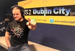 Jacek Jaszczyk na antenie Dublin City FM