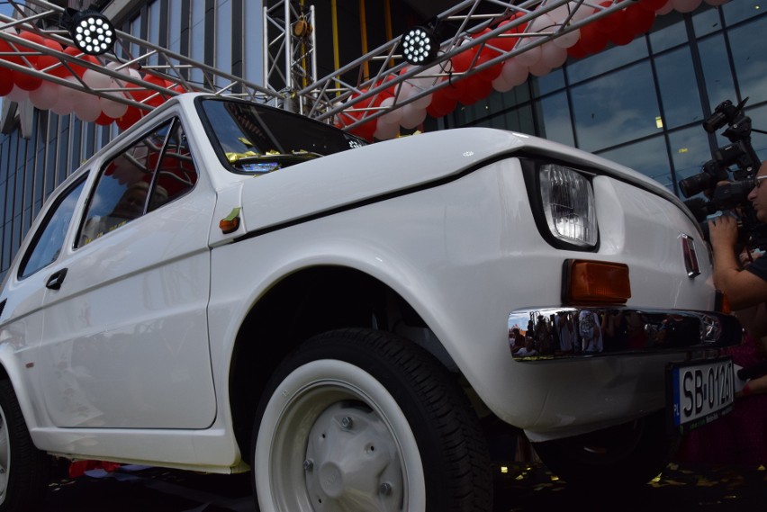 Niesamowity Maluch dla Toma Hanksa: Fiat 126p specjalnie dla aktora. Jest piękny