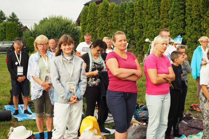 Lubelska pielgrzymka na Jasną Górę. Pątnicy modlili się podczas Mszy św. w Ulesiu