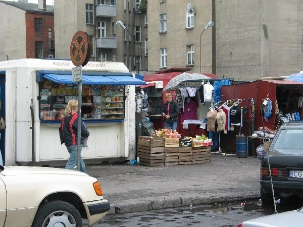 Celnicy dokładnie "przetrzepali" wczoraj  grudziądzkie targowisko.