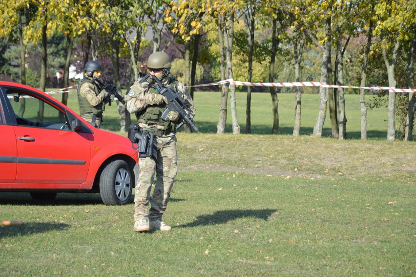 Piknik Niepodległościowy Służb Mundurowych w Opolu.