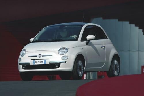 Fot. Fiat: Fiat 500 to z założenia auto miejskie dla kobiet...