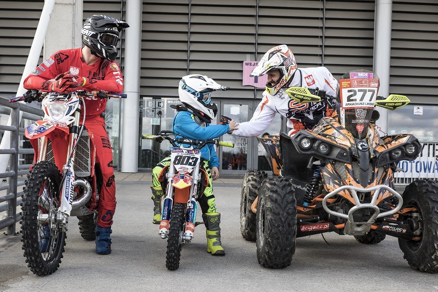 Mistrzostwa świata SuperEnduro. Wielki finał w Atlas Arenie w Łodzi. Startuje Taddy Błażusiak