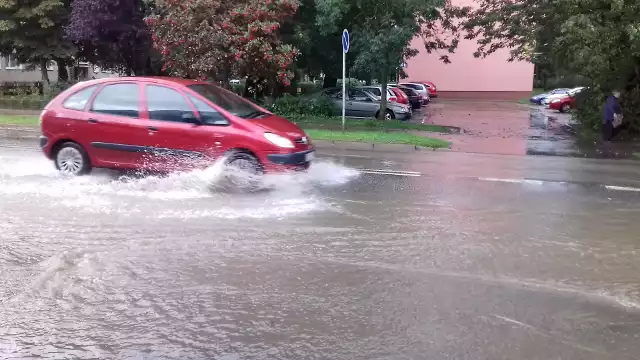 Zalana ul. Piłsudskiego w Słupsku