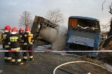 Tragedia w Hajdaszku. W wypadku zginęły dwie osoby, a kilkadziesiąt jest rannych (zdjęcia)